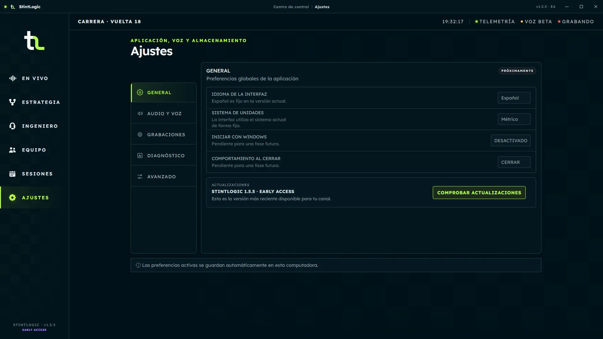 Version 1.5.5 and a simulated manual check with no pending update. Spanish interface with sample data.